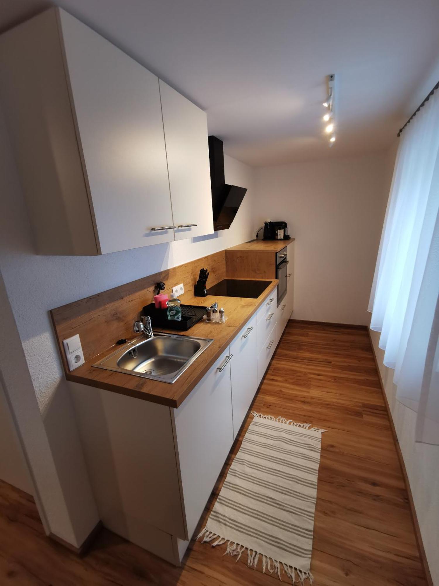 Apartments Haus Schoen - Preise Inclusive Pitztal Sommer Card Jerzens Room photo